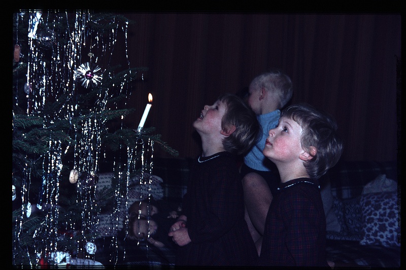 20.Delft dec 1966 Brigitte,Marion,Peter.JPG